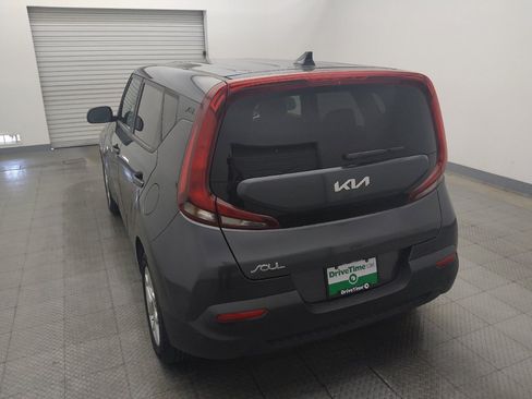Used 2022 Kia Soul LX w/ Technology Package FWD image 6
