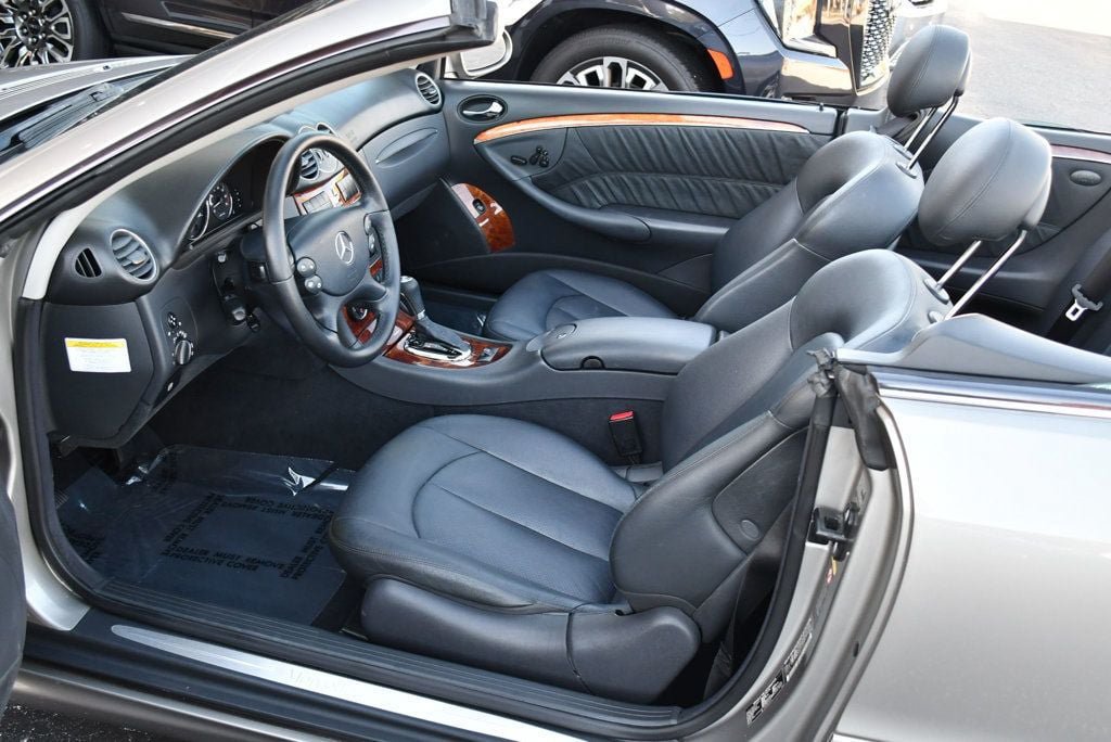 Used 2005 Mercedes-Benz CLK 500 Cabriolet image 14
