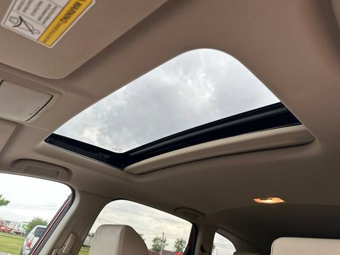 Used 2017 Honda CR-V Touring image 6