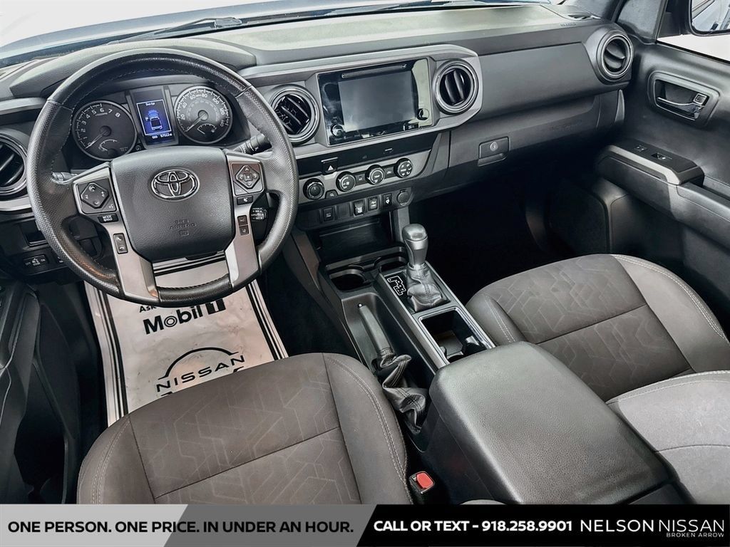 Used 2019 Toyota Tacoma TRD Off-Road AWD/4WD image 21