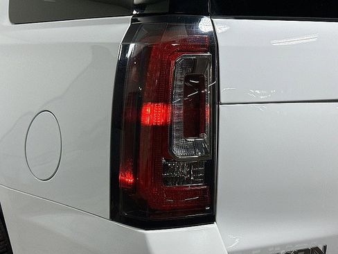 Used 2019 GMC Yukon SLE w/ Convenience Package image 33