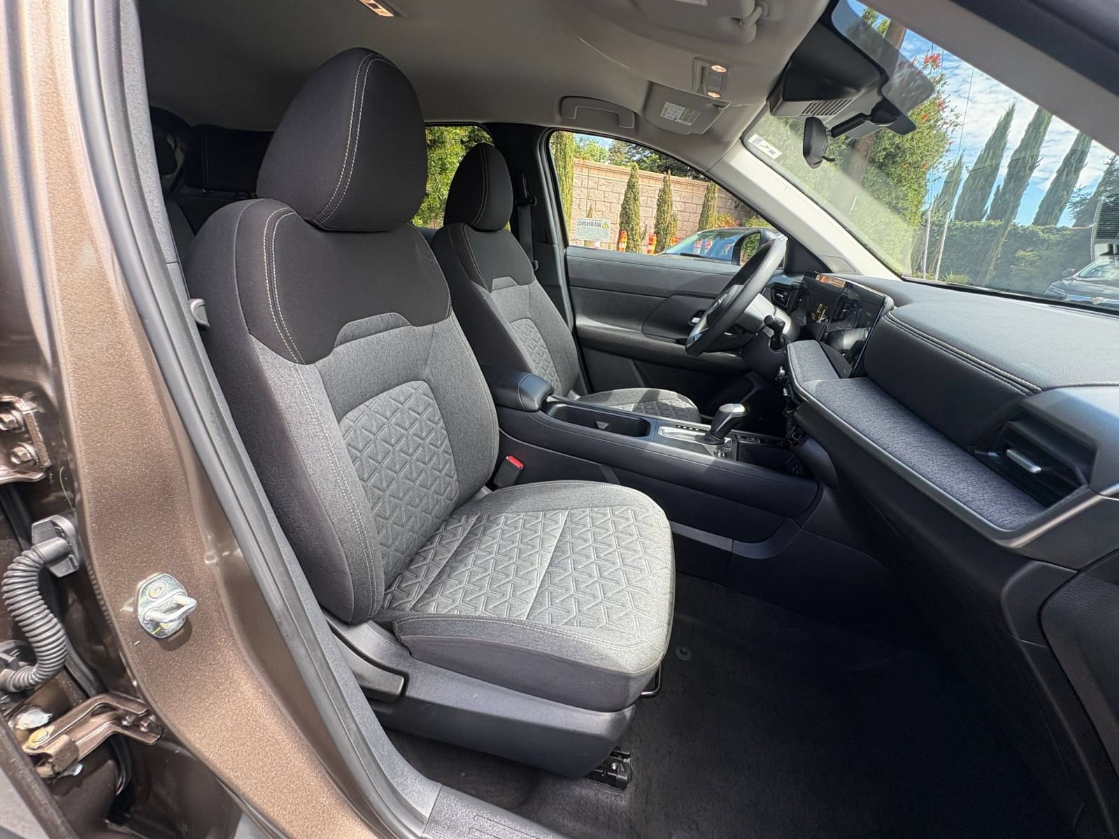 Used 2026 Nissan Kicks SV w/ Cold Weather Package FWD image 34