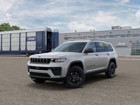 New 2026 Jeep Grand Cherokee L 4WD image 6