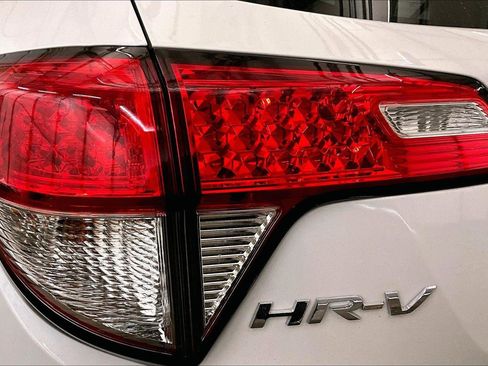 Used 2021 Honda HR-V EX-L image 28