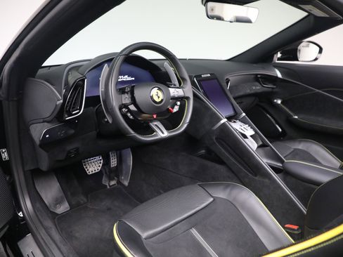 Certified 2025 Ferrari Roma Spider image 20