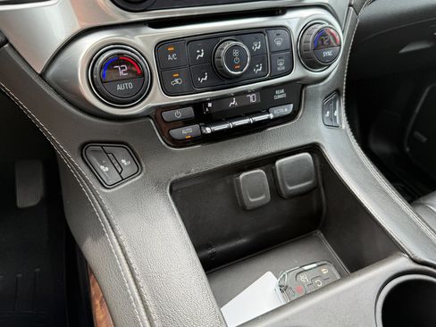 Used 2020 Chevrolet Tahoe LT AWD/4WD image 19
