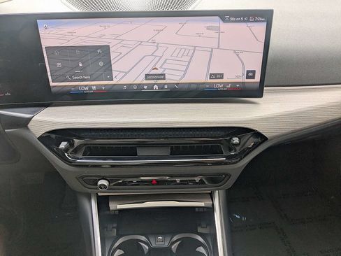 Used 2025 BMW 430i Coupe w/ Premium Package RWD image 15