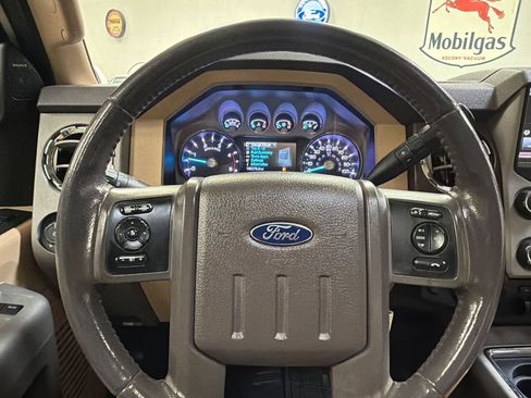 Used 2016 Ford F250 Lariat w/ Lariat Ultimate Package AWD/4WD image 17