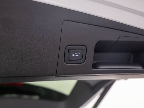 Certified 2022 Cadillac XT5 Sportv image 35