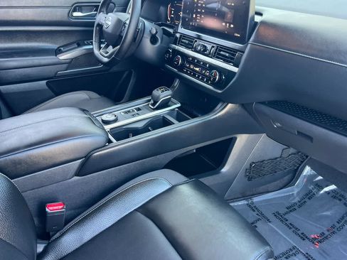 New 2026 Nissan Pathfinder SL AWD/4WD image 20