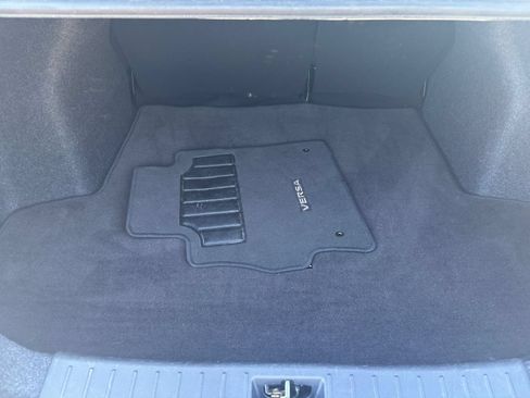 Used 2025 Nissan Versa SV FWD image 25