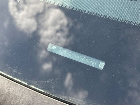 Used 2019 Toyota Camry LE image 22