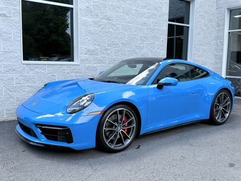 Used 2024 Porsche 911 Carrera S RWD image 1
