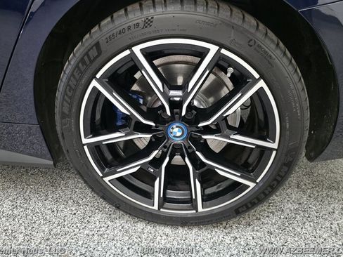 Used 2023 BMW i4 eDrive40 w/ M Sport Package RWD image 17