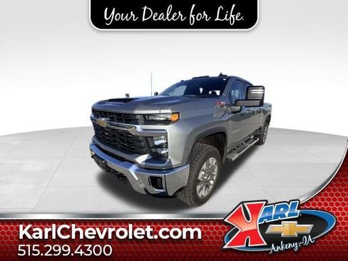 Used 2024 Chevrolet Silverado 2500 LT image 1