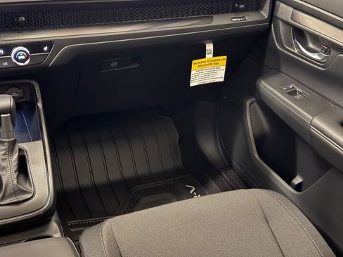 New 2026 Honda CR-V EX image 13