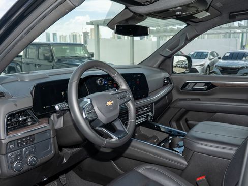 Used 2025 Chevrolet Tahoe LT image 16