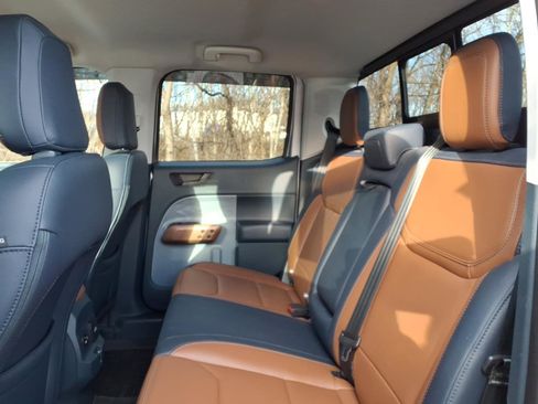 Used 2023 Ford Maverick Lariat w/ Lariat Luxury Package image 11