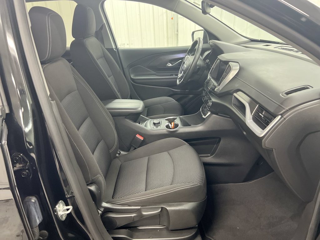 Used 2022 GMC Terrain SLE w/ Driver Convenience Package AWD/4WD image 22