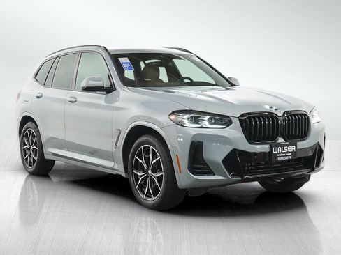 Used 2022 BMW X3 xDrive30i w/ M Sport Package AWD/4WD image 7