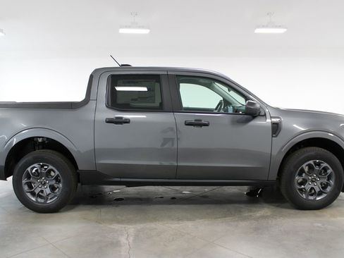 New 2026 Ford Maverick XLT image 10