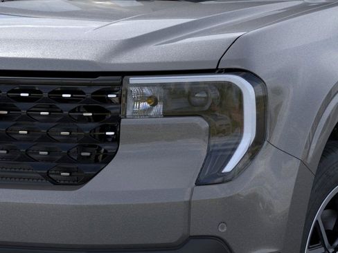 New 2025 Ford Maverick Lariat w/ 4K Tow Package image 21