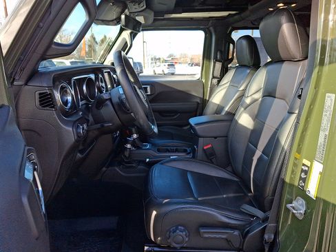 Certified 2022 Jeep Wrangler Unlimited Sahara image 13