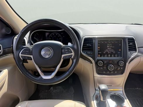 Used 2016 Jeep Grand Cherokee Limited AWD/4WD image 12