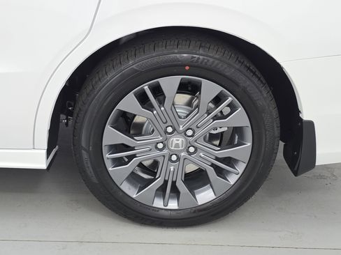 New 2026 Honda Odyssey Touring image 35