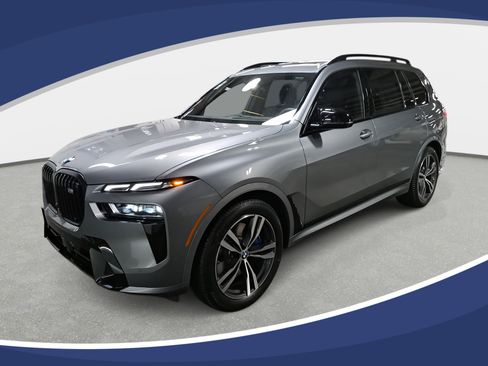 New 2026 BMW X7 M60i image 1