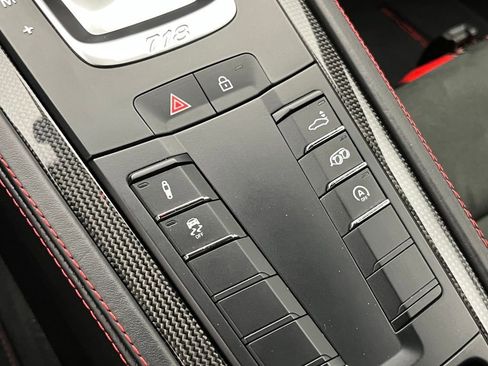 Used 2023 Porsche 718 Cayman GT4 image 16