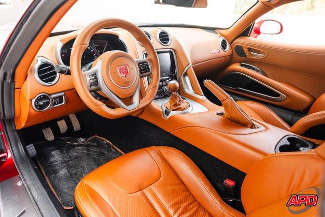 Used 2014 SRT Viper GTS w/ GTS Laguna Interior Package RWD image 2