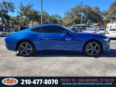 Used 2024 Ford Mustang ECOBOOST image 6