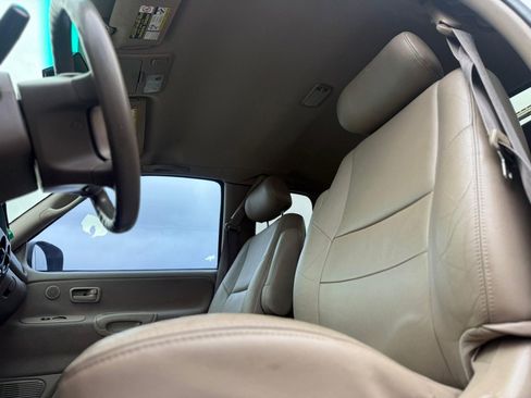 Used 2000 Toyota Tundra SR5 RWD image 10