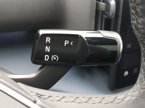 Certified 2025 Volvo EX30 Plus w/ Protection Package Premier image 29