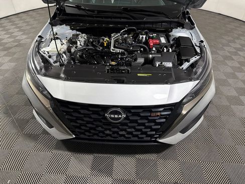 Used 2024 Nissan Altima 2.5 SR FWD image 25