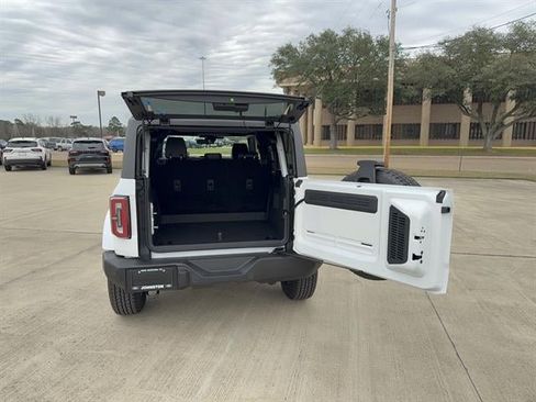 New 2025 Ford Bronco Outer Banks image 6