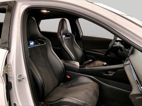 Used 2022 Hyundai Elantra N FWD image 7