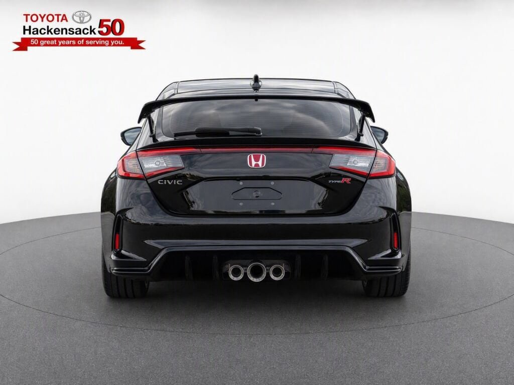 Used 2025 Honda Civic Type R image 7