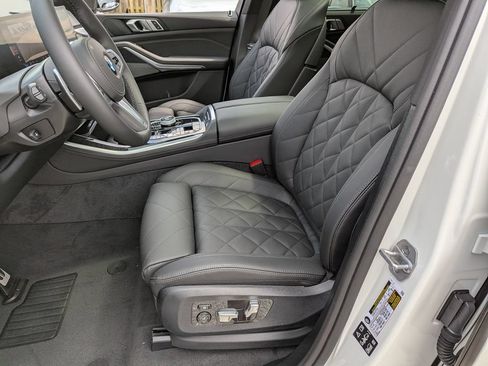 New 2026 BMW X5 xDrive40i w/ Executive Package AWD/4WD image 15