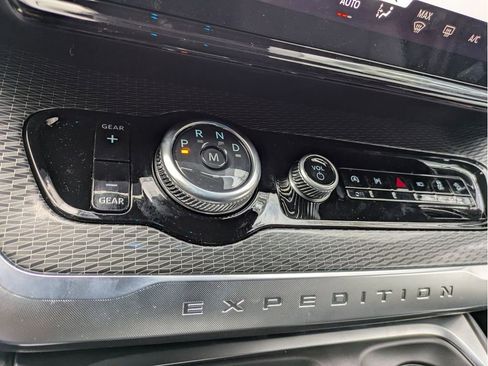 New 2026 Ford Expedition Platinum w/ Stealth Performance Package image 19