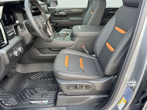 New 2026 GMC Sierra 2500 AT4 w/ AT4 Premium Plus Package AWD/4WD image 8