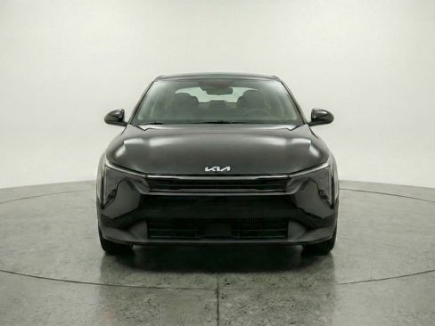 Used 2025 Kia K4 LXS image 2