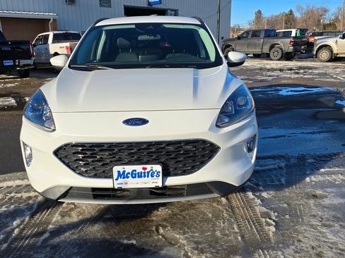 Used 2021 Ford Escape SEL image 3