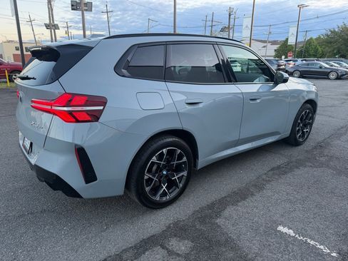 Used 2025 BMW X3 xDrive30i w/ Premium Package AWD/4WD image 4
