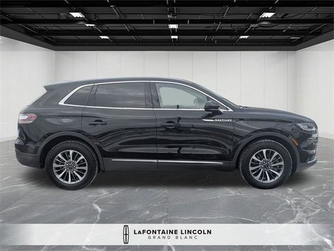 Used 2023 Lincoln Nautilus AWD image 6