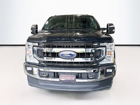 Used 2020 Ford F350 XLT w/ XLT Premium Package AWD/4WD image 4
