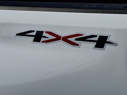 Certified 2025 Chevrolet Silverado 2500 LT w/ Convenience Package image 28