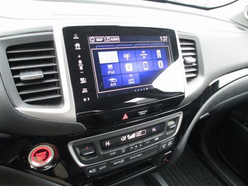 Used 2020 Honda Ridgeline RTL-E image 24