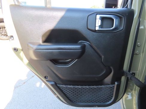 Used 2026 Jeep Wrangler Unlimited Sport AWD/4WD image 22